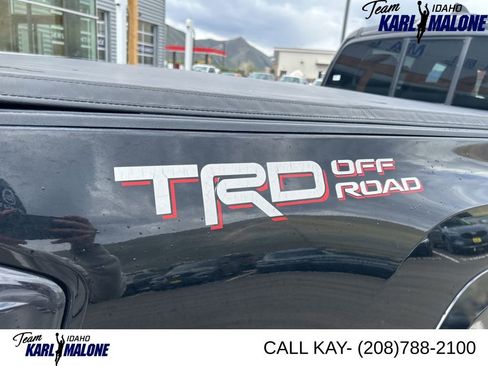 Used 2020 Toyota Tacoma TRD Off-Road AWD/4WD image 11