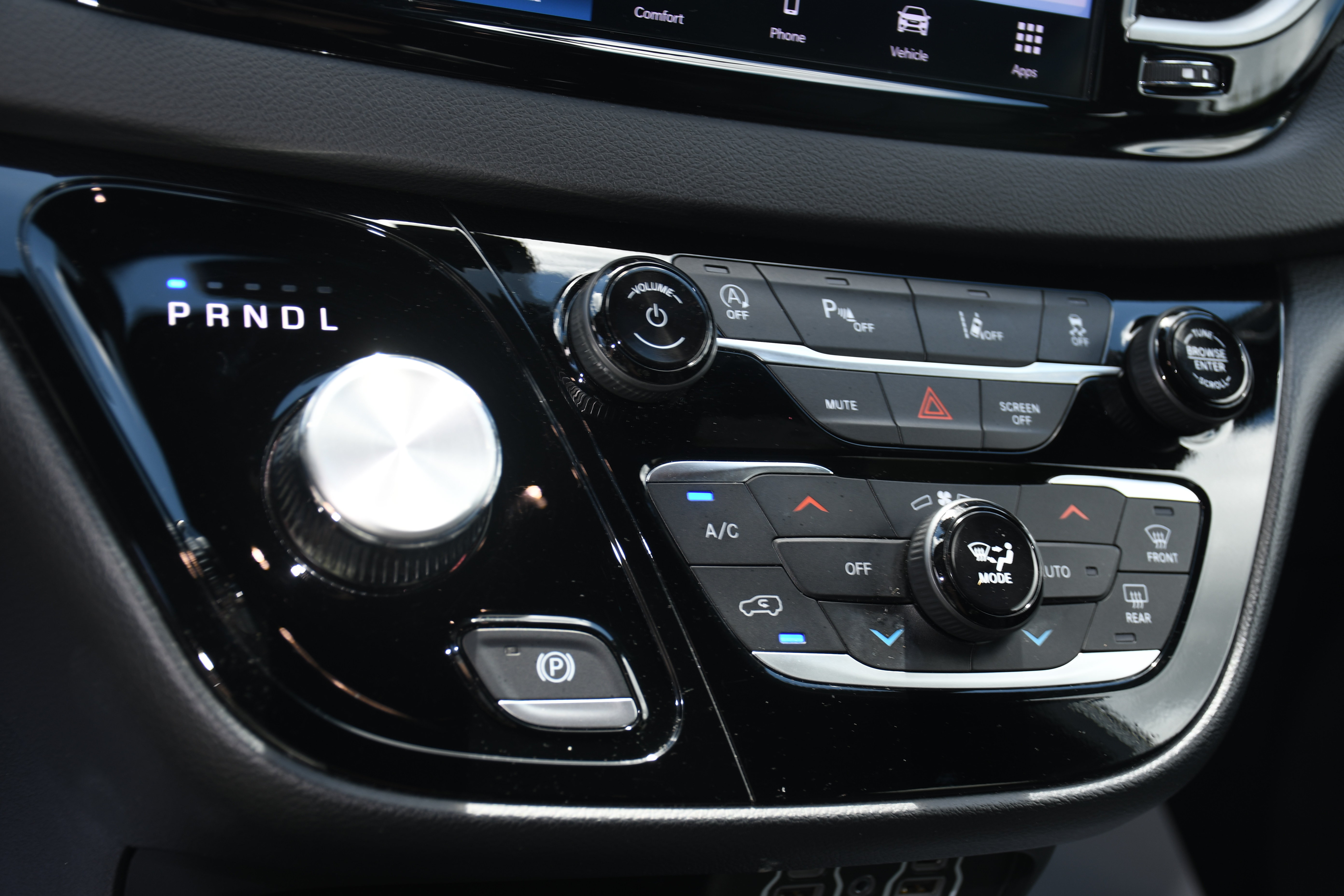 Used 2025 Chrysler Pacifica Select FWD image 15
