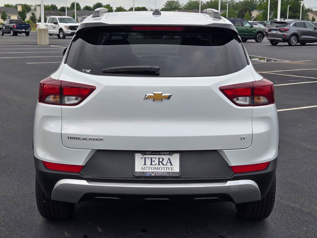 Used 2023 Chevrolet TrailBlazer LT FWD image 10