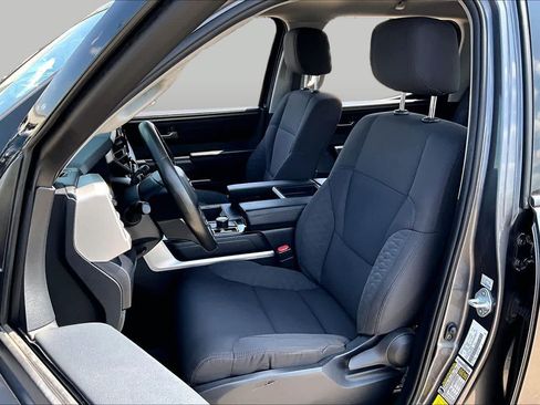 Used 2022 Toyota Tundra SR5 AWD/4WD image 8