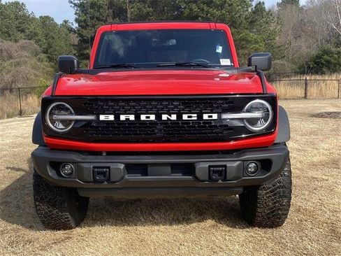 Used 2023 Ford Bronco Wildtrak image 44