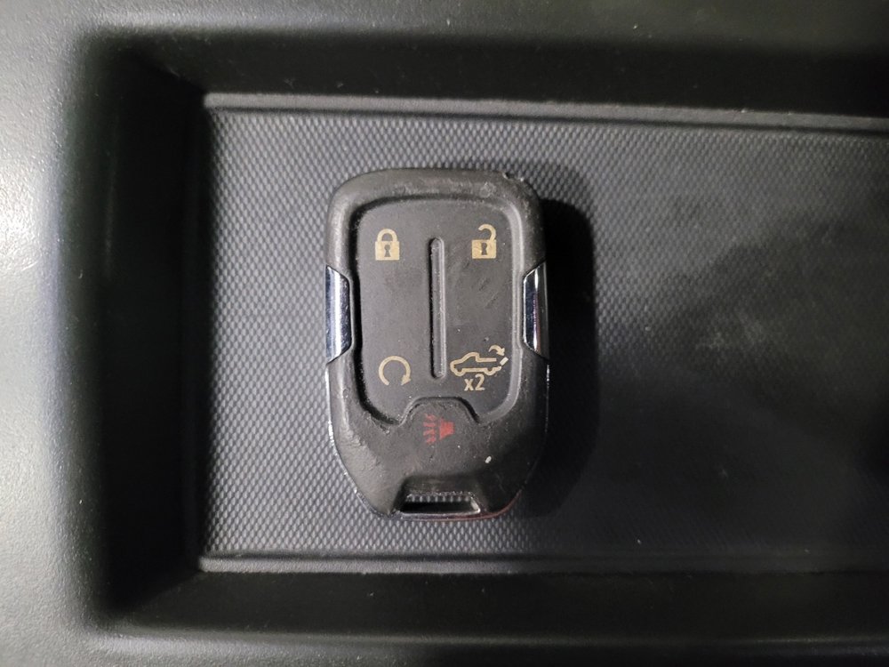 Used 2019 Chevrolet Silverado 1500 RST AWD/4WD image 32