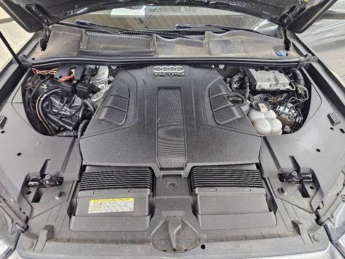 Used 2018 Audi Q7 3.0T Premium Plus w/ Premium Plus Package image 48