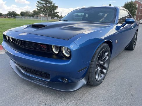 Used 2021 Dodge Challenger R/T Scat Pack w/ Driver Convenience Group RWD image 8