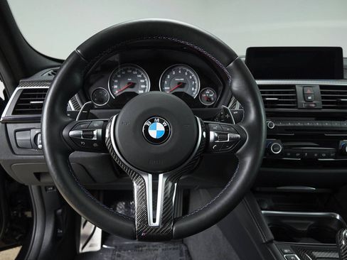 Used 2018 BMW M3 RWD image 50