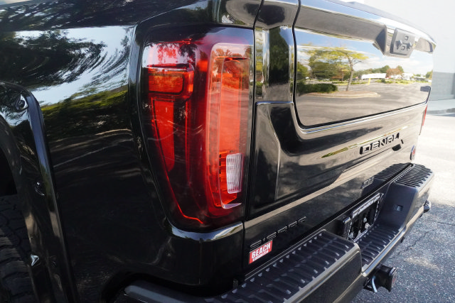 Used 2024 GMC Sierra 1500 Denali AWD/4WD image 35