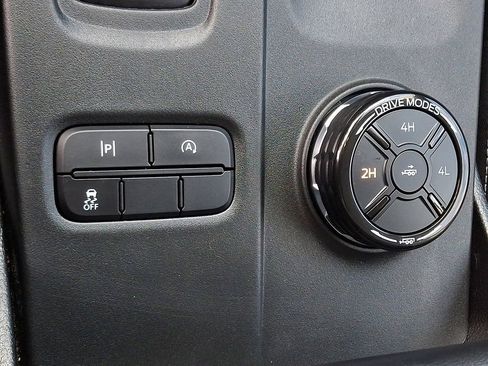 Used 2024 Ford Ranger XLT image 23