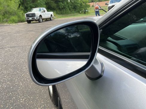 Used 2014 Dodge Challenger R/T Plus RWD image 29
