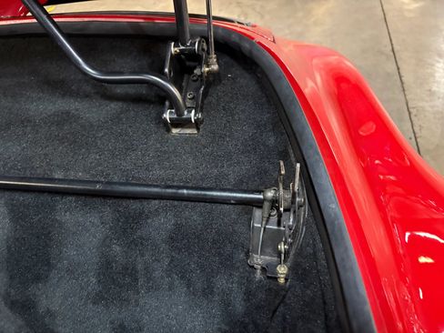 Used 1989 Porsche 911 Carrera RWD image 12
