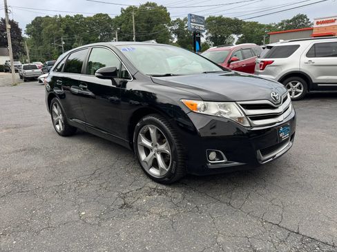 Used 2013 Toyota Venza XLE w/ XLE Premium Pkg AWD/4WD image 1