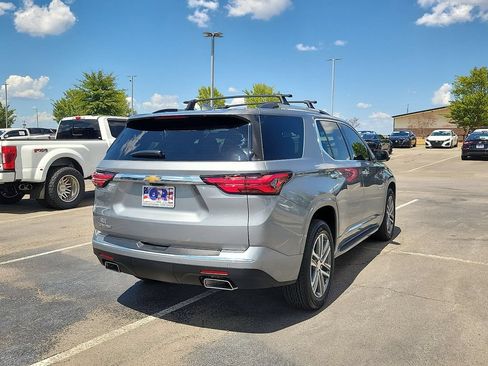 Used 2023 Chevrolet Traverse High Country w/ LPO, 'HIT The Road' Package FWD image 5