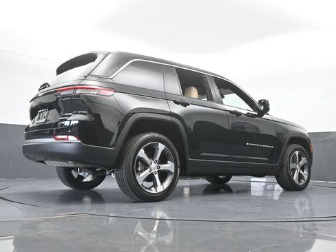 Used 2026 Jeep Grand Cherokee Limited RWD image 59