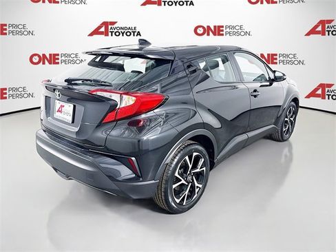 Certified 2022 Toyota C-HR XLE image 7