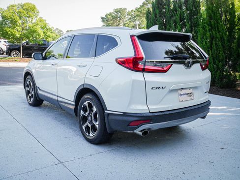 Used 2018 Honda CR-V Touring image 9