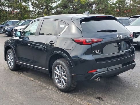 New 2025 MAZDA CX-5 AWD 2.5 S w/ Preferred Package image 2