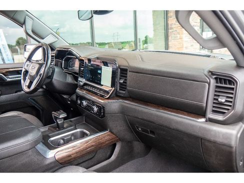 Used 2023 GMC Sierra 1500 Elevation AWD/4WD image 15