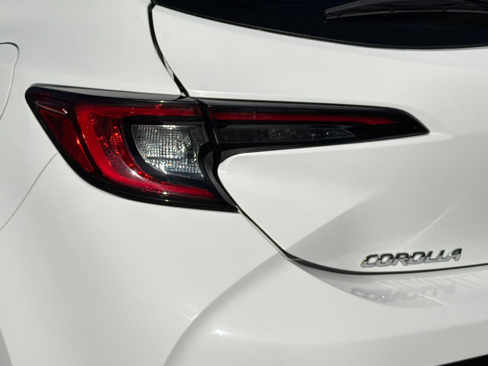 Used 2023 Toyota Corolla SE FWD image 24