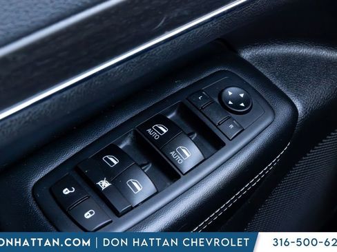 Used 2017 Jeep Grand Cherokee Limited AWD/4WD image 8
