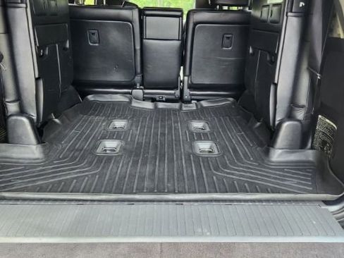 Used 2013 Toyota Land Cruiser image 24