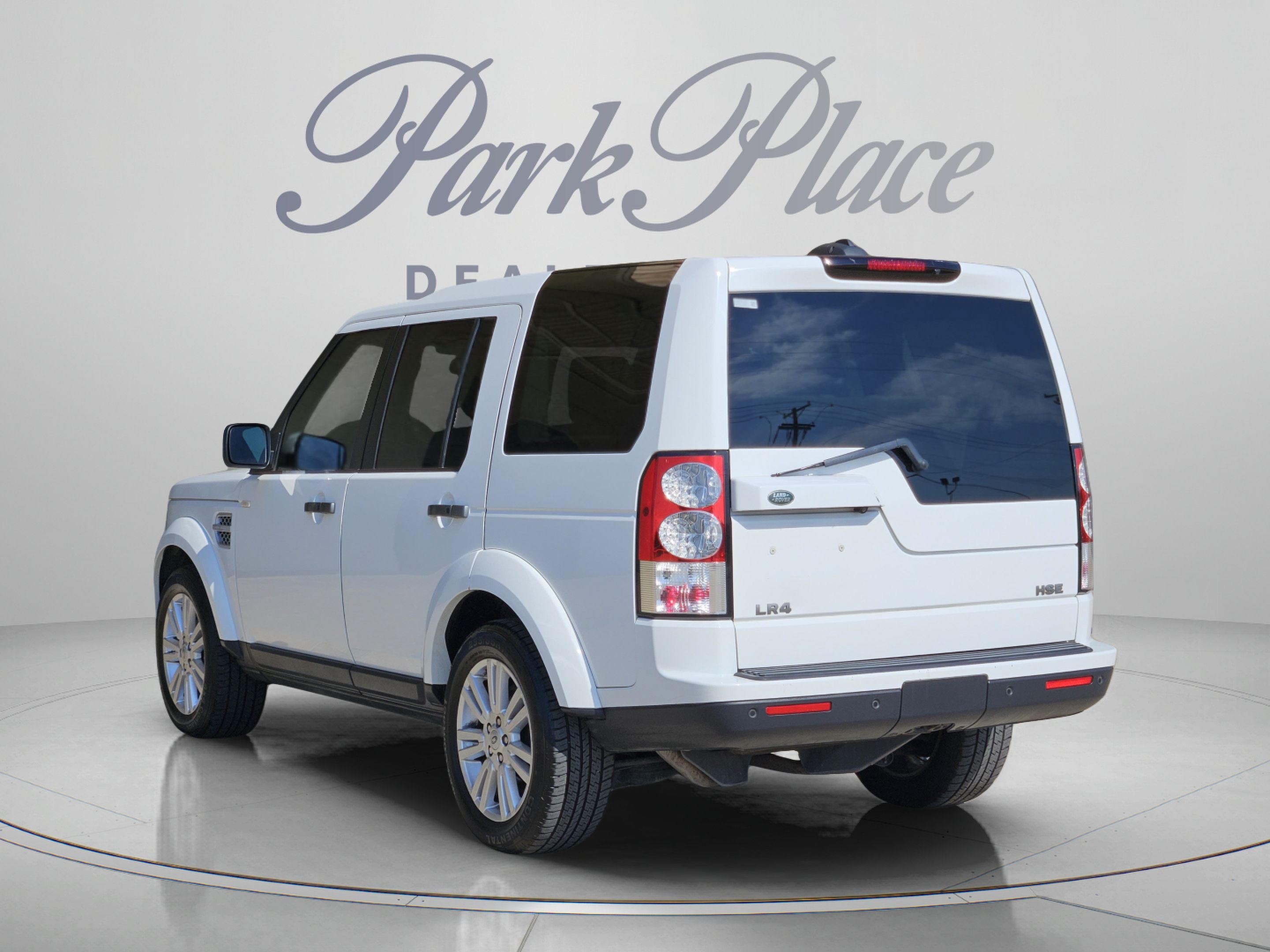 Used 2012 Land Rover LR4 HSE AWD/4WD image 3