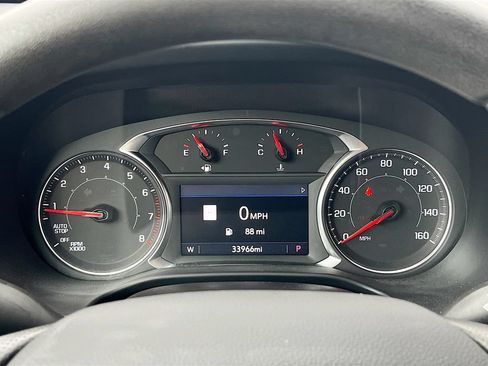 Used 2023 GMC Acadia SLE w/ Driver Convenience Package FWD image 12