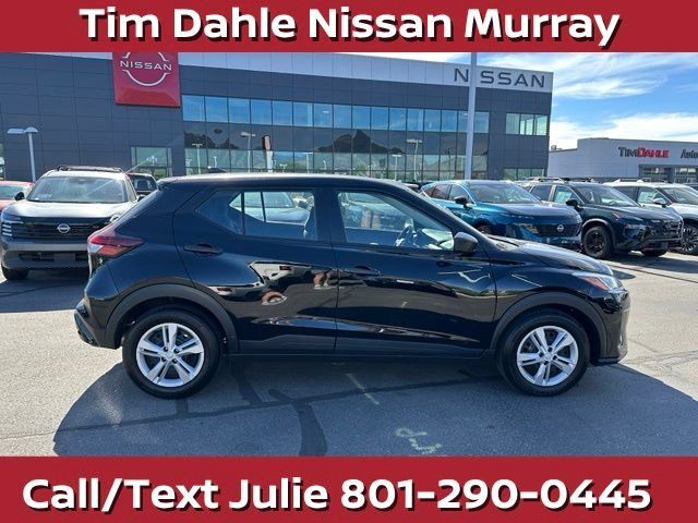 Used 2025 Nissan Kicks Play S FWD image 13