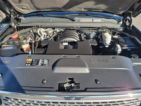 Used 2015 GMC Yukon XL Denali w/ Premium Package image 29