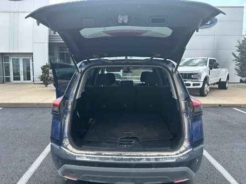 Used 2022 Nissan Rogue SV AWD/4WD image 17
