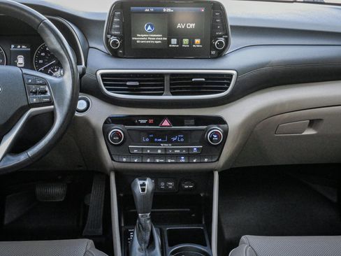 Used 2020 Hyundai Tucson Ultimate w/ Cargo Package AWD/4WD image 29