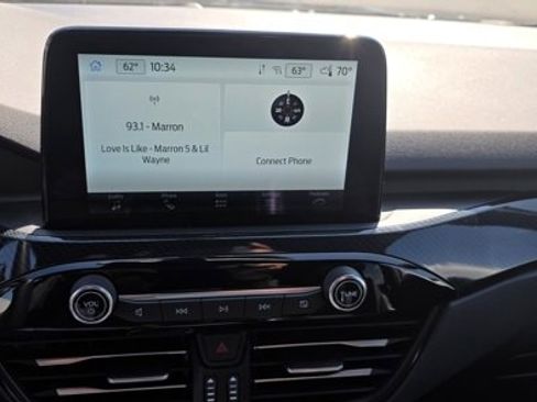 Used 2024 Ford Escape ST-Line image 18