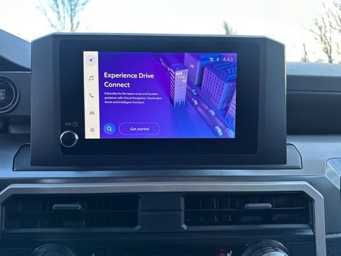 Certified 2025 Toyota Tacoma SR5 image 36