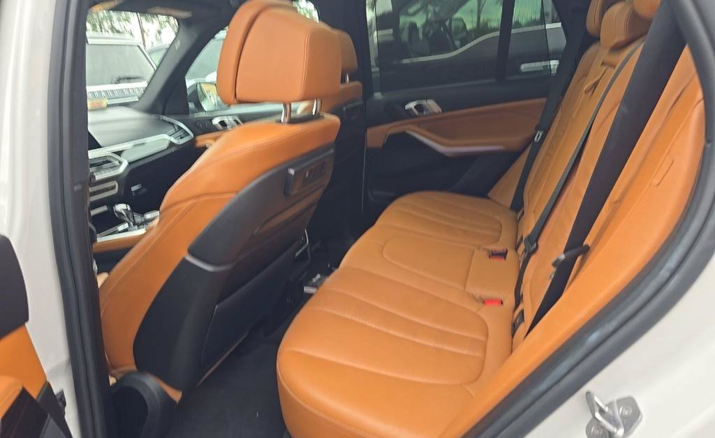 Used 2020 BMW X5 xDrive40i w/ Premium Package AWD/4WD image 17