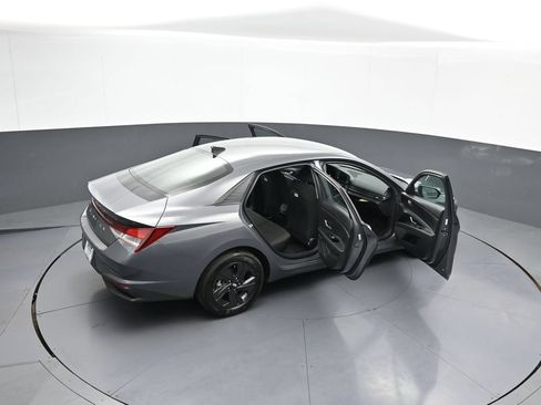Certified 2023 Hyundai Elantra SEL FWD image 44