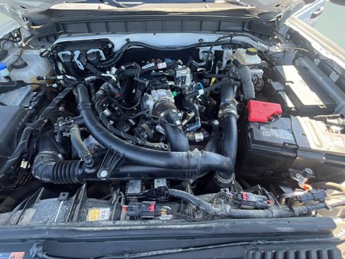 Used 2023 Ford Bronco Wildtrak AWD/4WD image 29