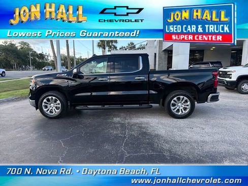 Used 2024 Chevrolet Silverado 1500 LTZ w/ LTZ Premium Package AWD/4WD image 4