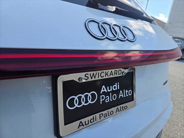 Used 2025 Audi Q5 Premium w/ Convenience Package AWD/4WD image 13