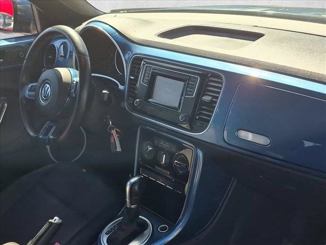 Used 2018 Volkswagen Beetle 2.0T FWD image 23