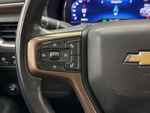 Used 2023 Chevrolet Suburban High Country w/ Premium Package 2 RWD image 16