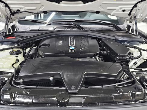 Used 2018 BMW 328d Sedan RWD image 7