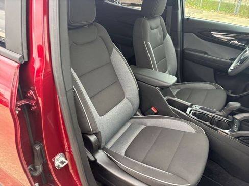 Used 2025 Chevrolet TrailBlazer LT image 34