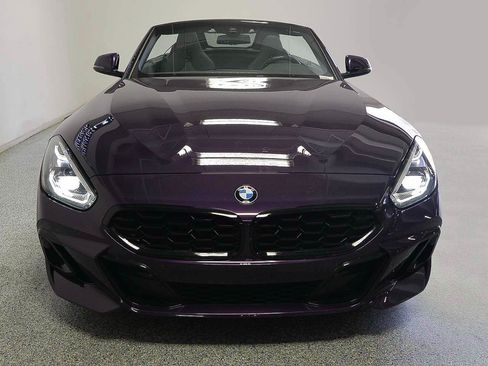 Used 2023 BMW Z4 sDrive30i RWD image 3