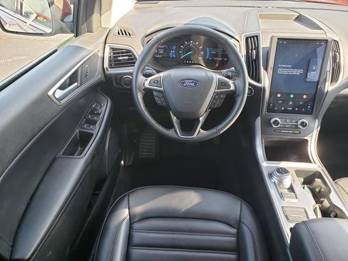 Used 2024 Ford Edge SEL w/ Convenience Package AWD/4WD image 16