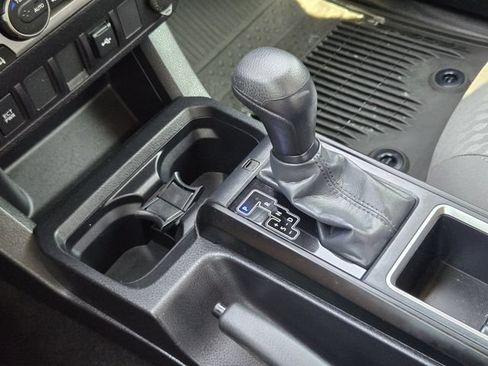 Used 2023 Toyota Tacoma SR AWD/4WD image 19