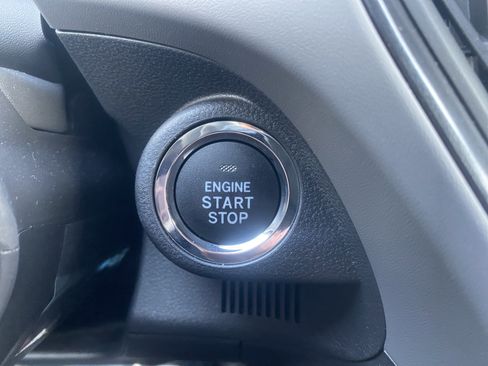 Certified 2025 Subaru Crosstrek 2.5i Sport w/ Crosstrek Mirror Package image 31