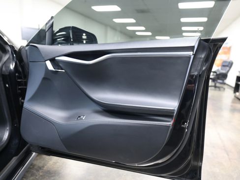 Used 2014 Tesla Model S P85 image 39