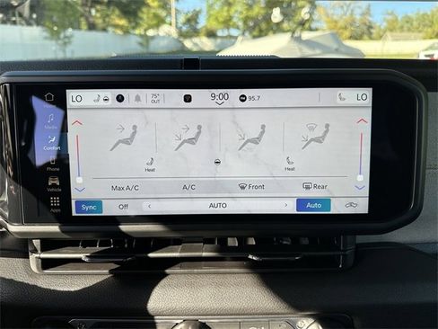 New 2025 Jeep Gladiator Sport image 23