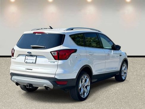 Certified 2019 Ford Escape Titanium AWD/4WD image 5