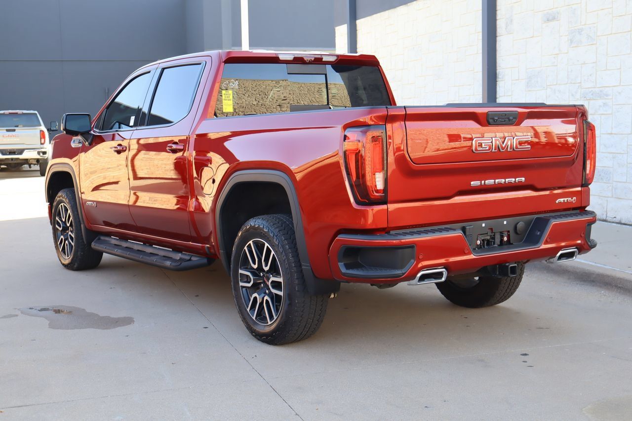 Used 2025 GMC Sierra 1500 AT4 w/ AT4 Premium Package AWD/4WD image 3