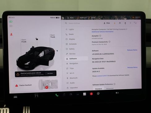 Used 2022 Tesla Model 3 Performance image 41