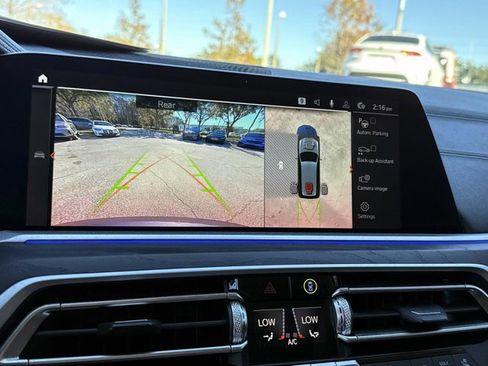 Used 2022 BMW X7 xDrive40i w/ Executive Package image 27